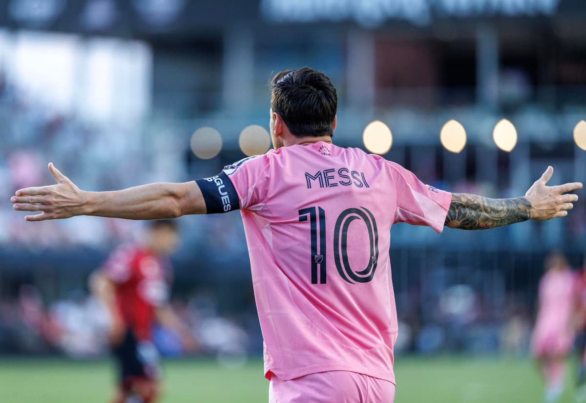 Doblete del argentino Messi, para que Inter Miami sueñe con el titulo