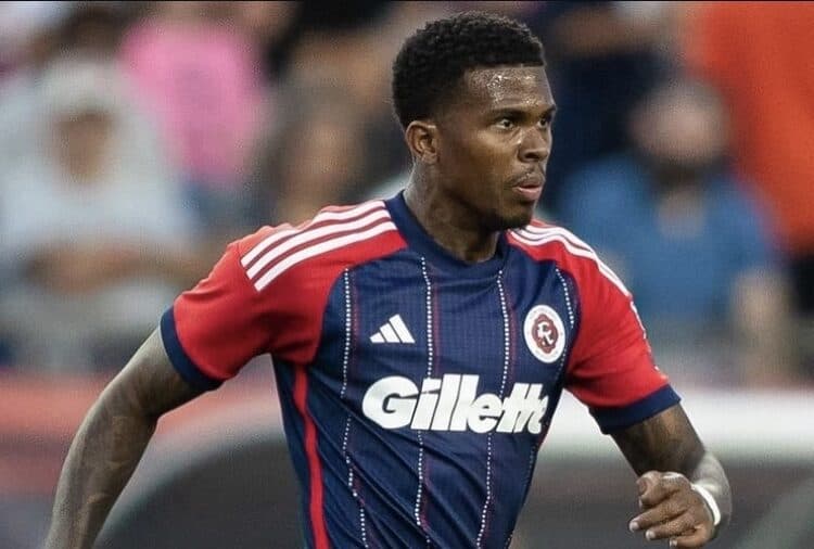 Colombiano Brayan Ceballos, bastión en la defensa de New England Revolution