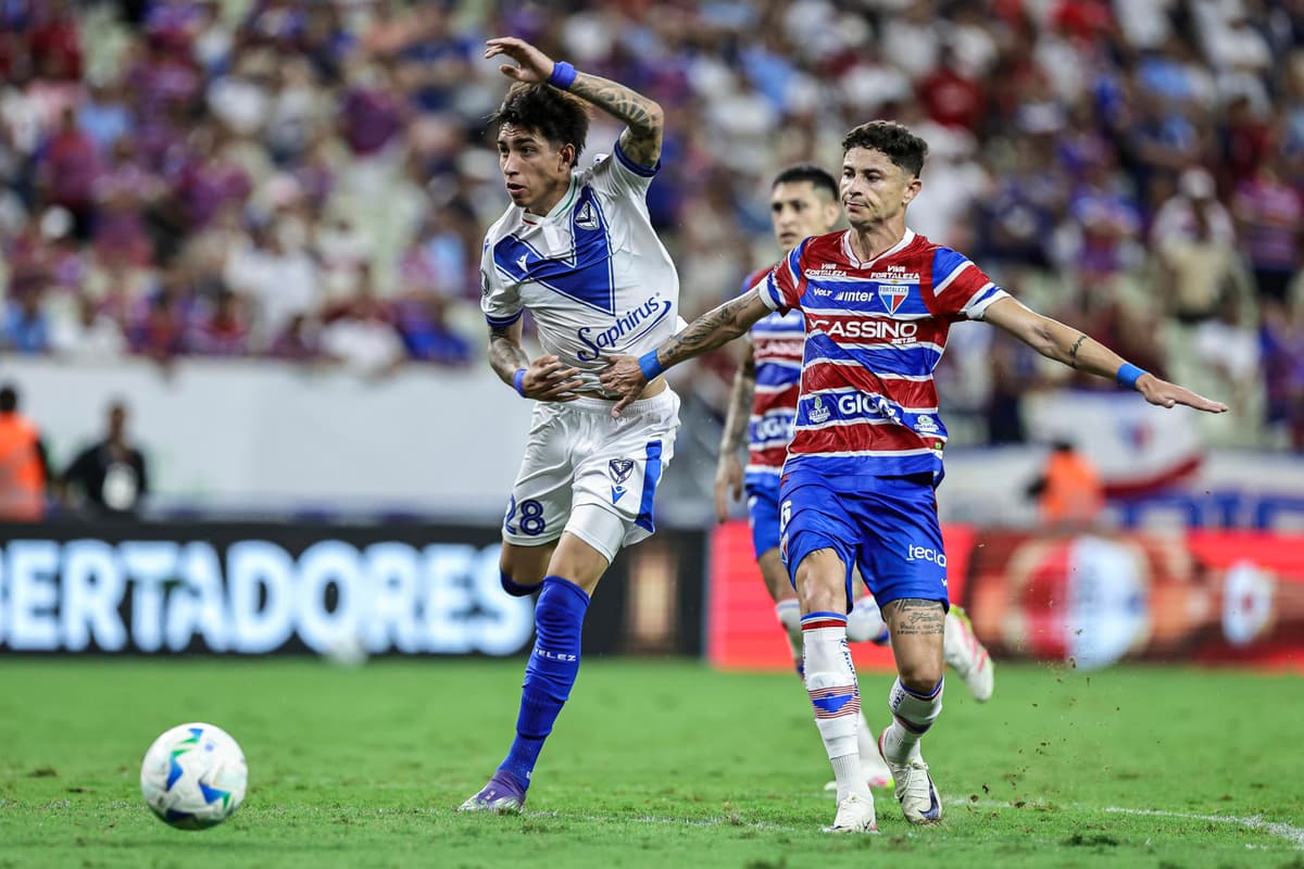 Vélez empata en su visita al Fortaleza de Brasil