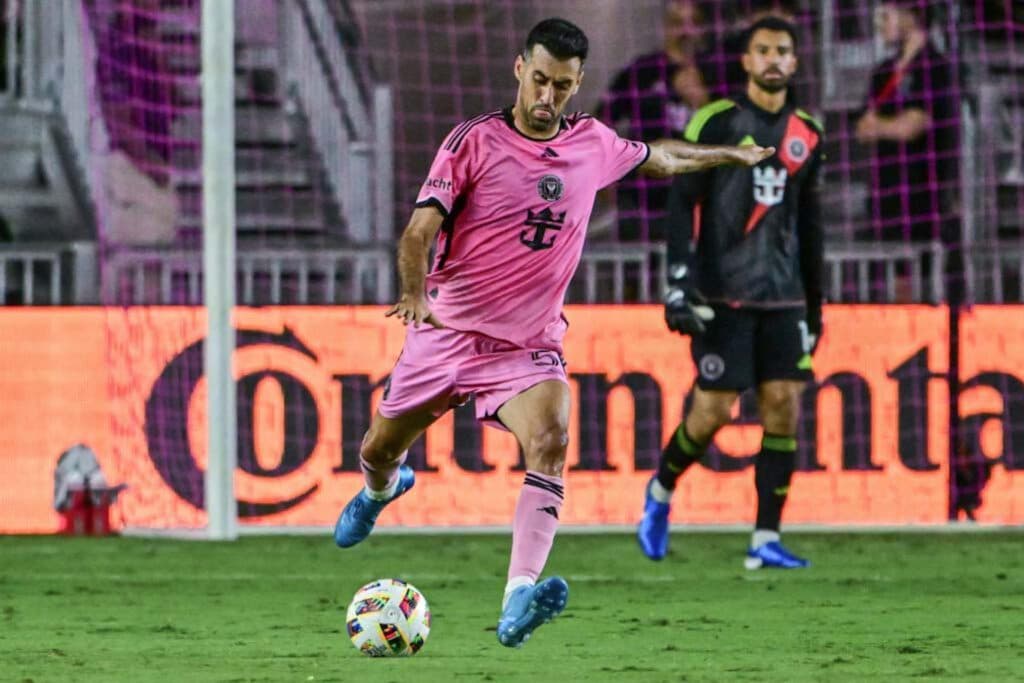 El Inter del argentino Mascherano empata sin sus estrellas