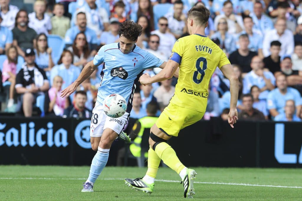 El Villarreal del argentino Foyth se deja el liderato
