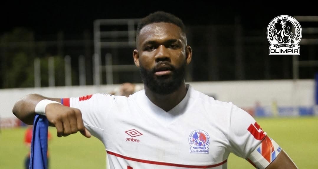 Olimpia, del uruguayo Espinel, nuevo líder en Honduras con gol colombiano