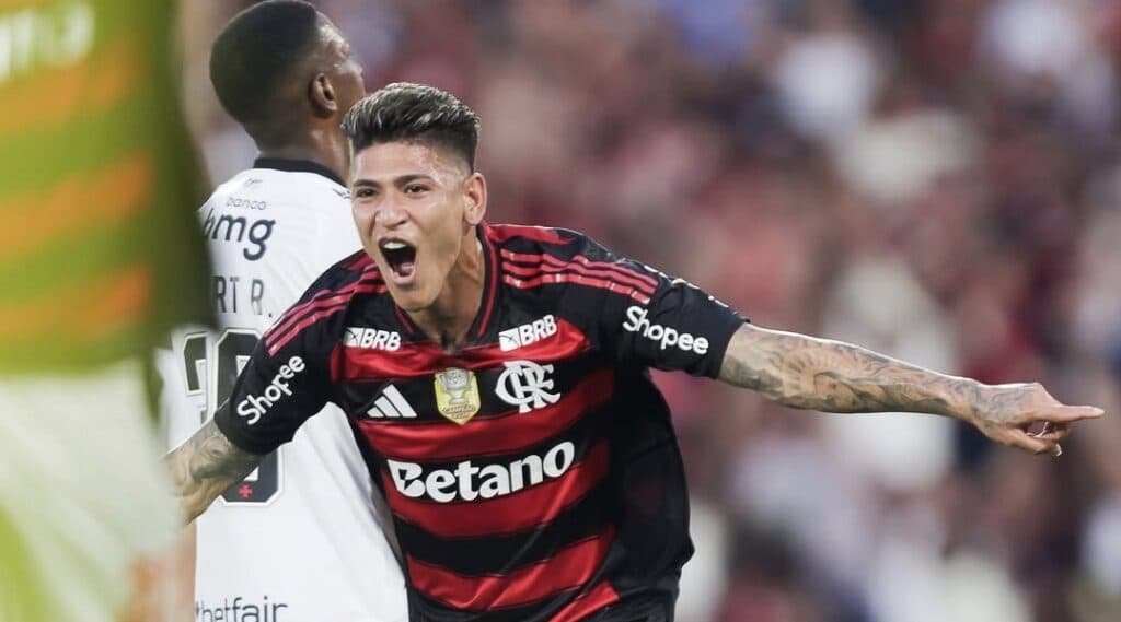 Derbi carioca en tablas, primer gol del colombiano Carrascal en Brasil