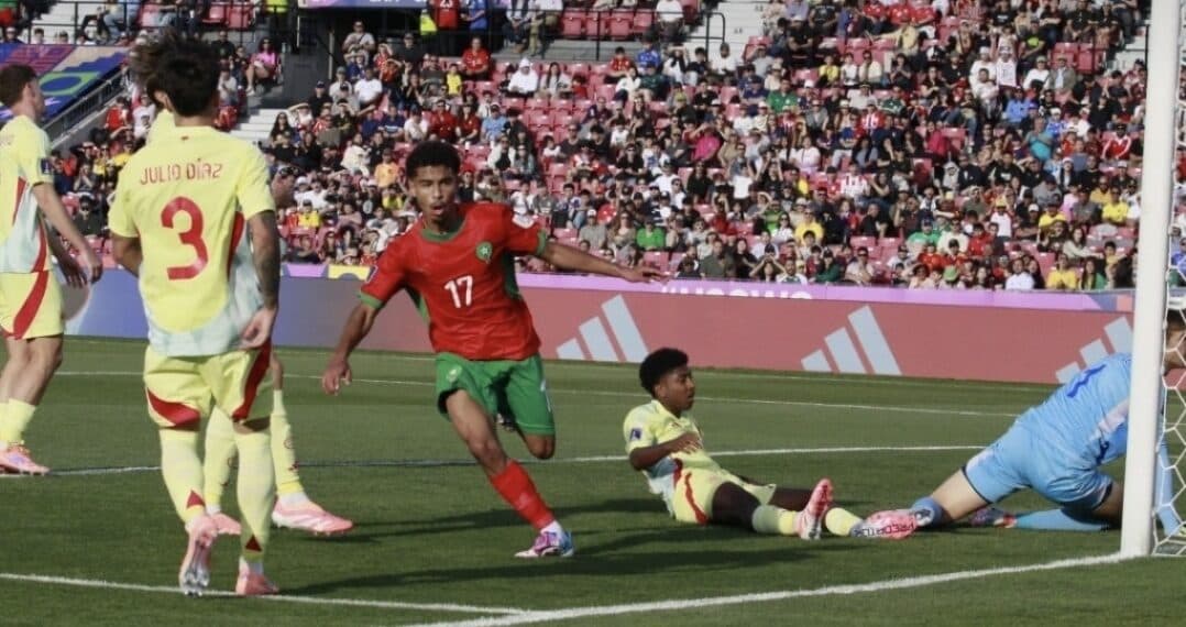 Dos «zarpazos» de Marruecos en cinco minutos, tumban a España