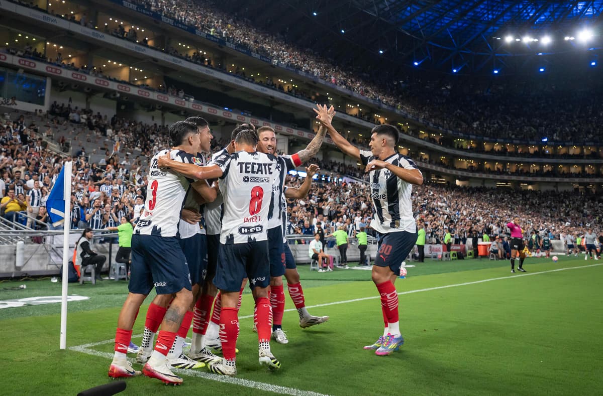 El Monterrey del español Canales visita al América con la eliminatoria a su favor