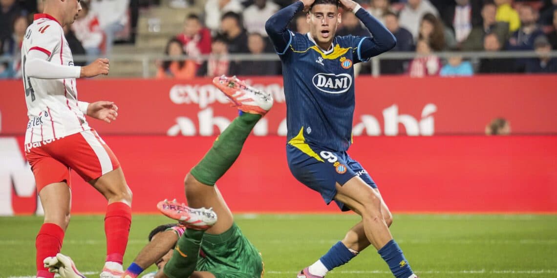 El argentino Gazzaniga protagonista en el empate del Girona