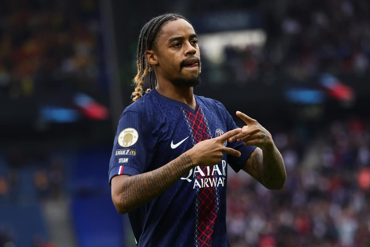 Barcola lidera el pleno del PSG, con el brasileño Beraldo en defensa