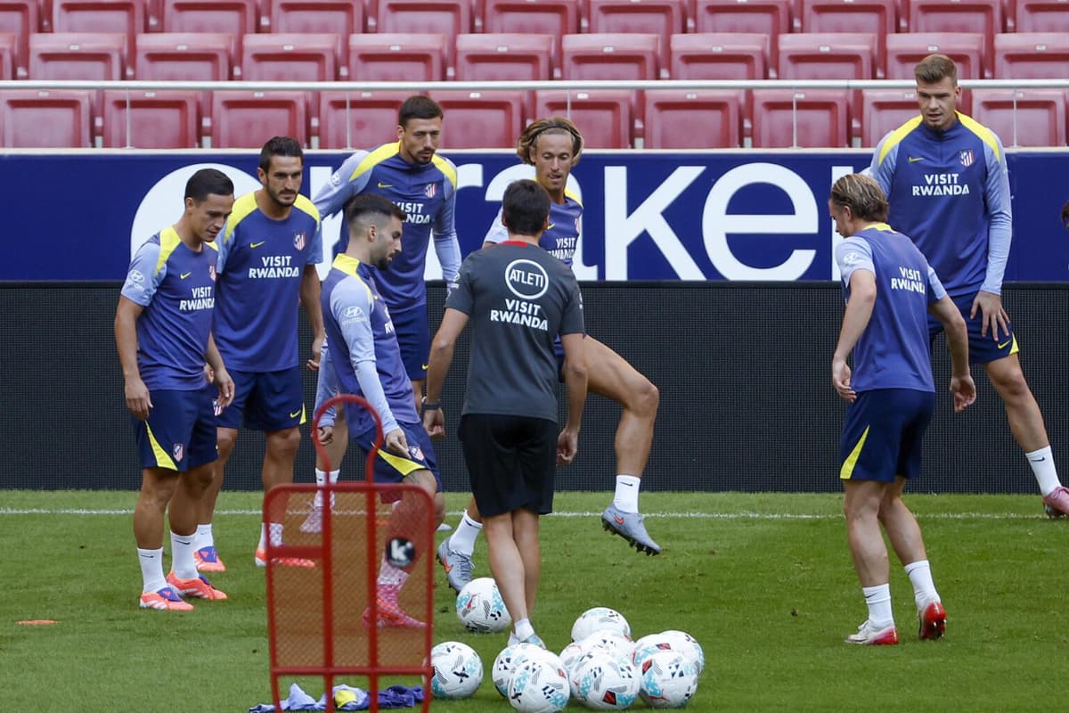 El argentino Simeone cuida la recuperación del equipo en la última sesión antes del derbi