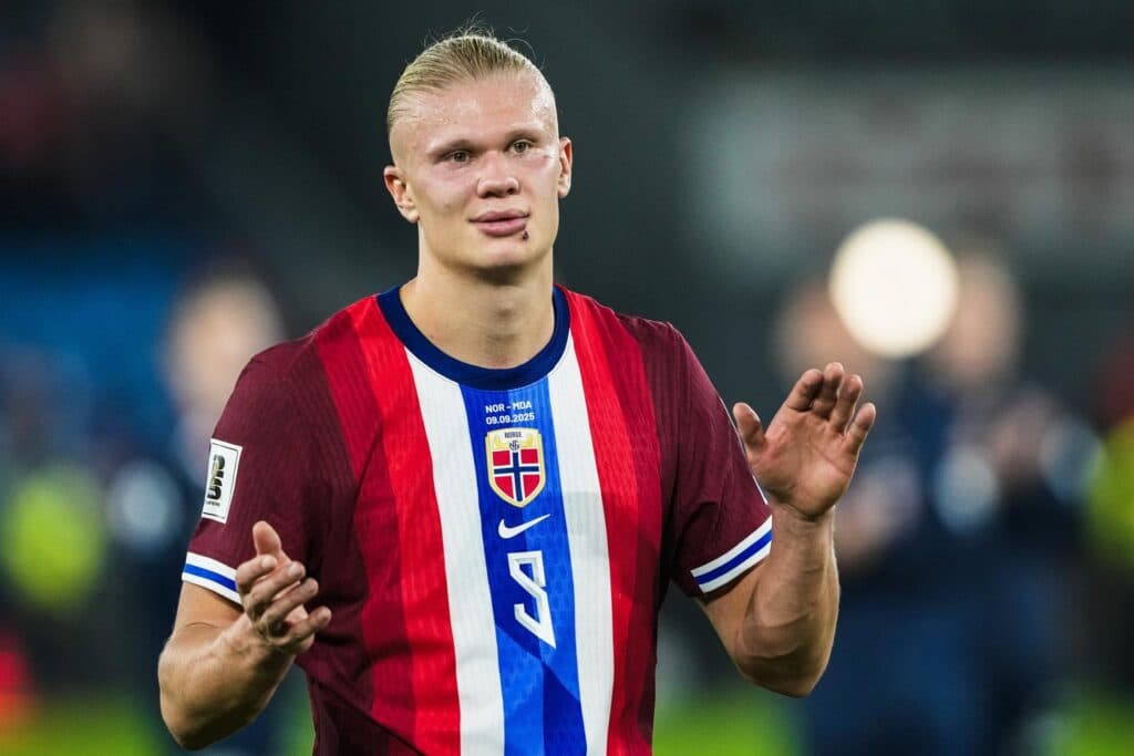 Un repóker de Haaland deja a Noruega con un pie en el Mundial