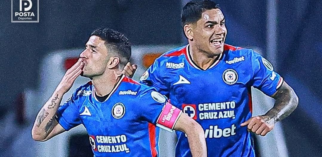Un doblete charrúa permitió a Cruz Azul ganar el «clásico joven» al América