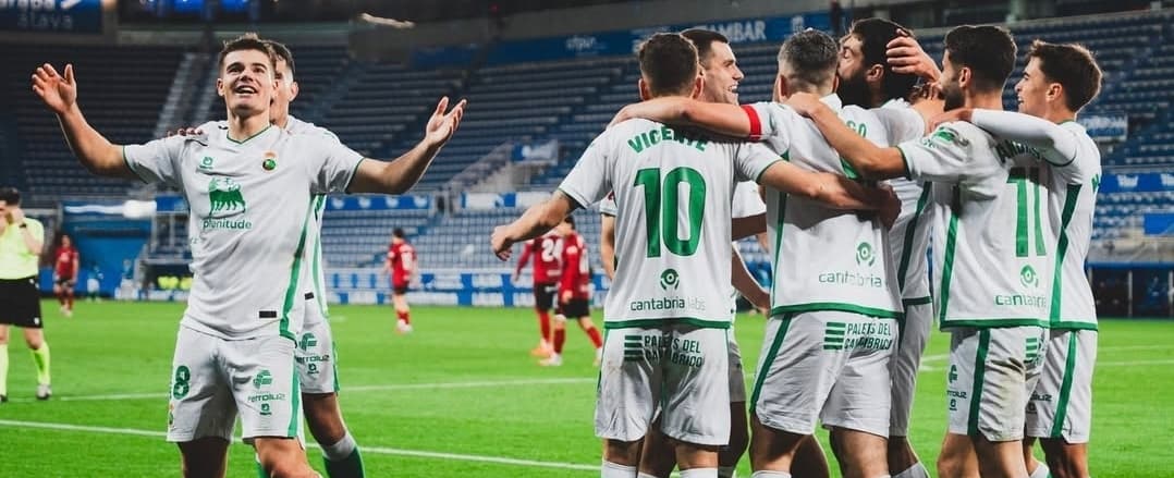 Un trío sudamericano, clave para que el Racing de Santander lidere la Liga Hipermotion
