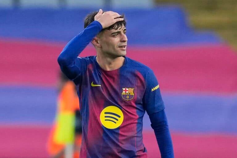 El español Pedri estará un mes de baja por una lesión muscular en el bíceps femoral
