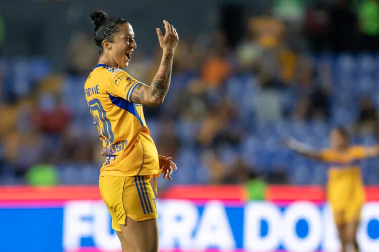 Española Jenni Hermoso, ansiosa y orgullosa por volver a jugar con la selección ibérica