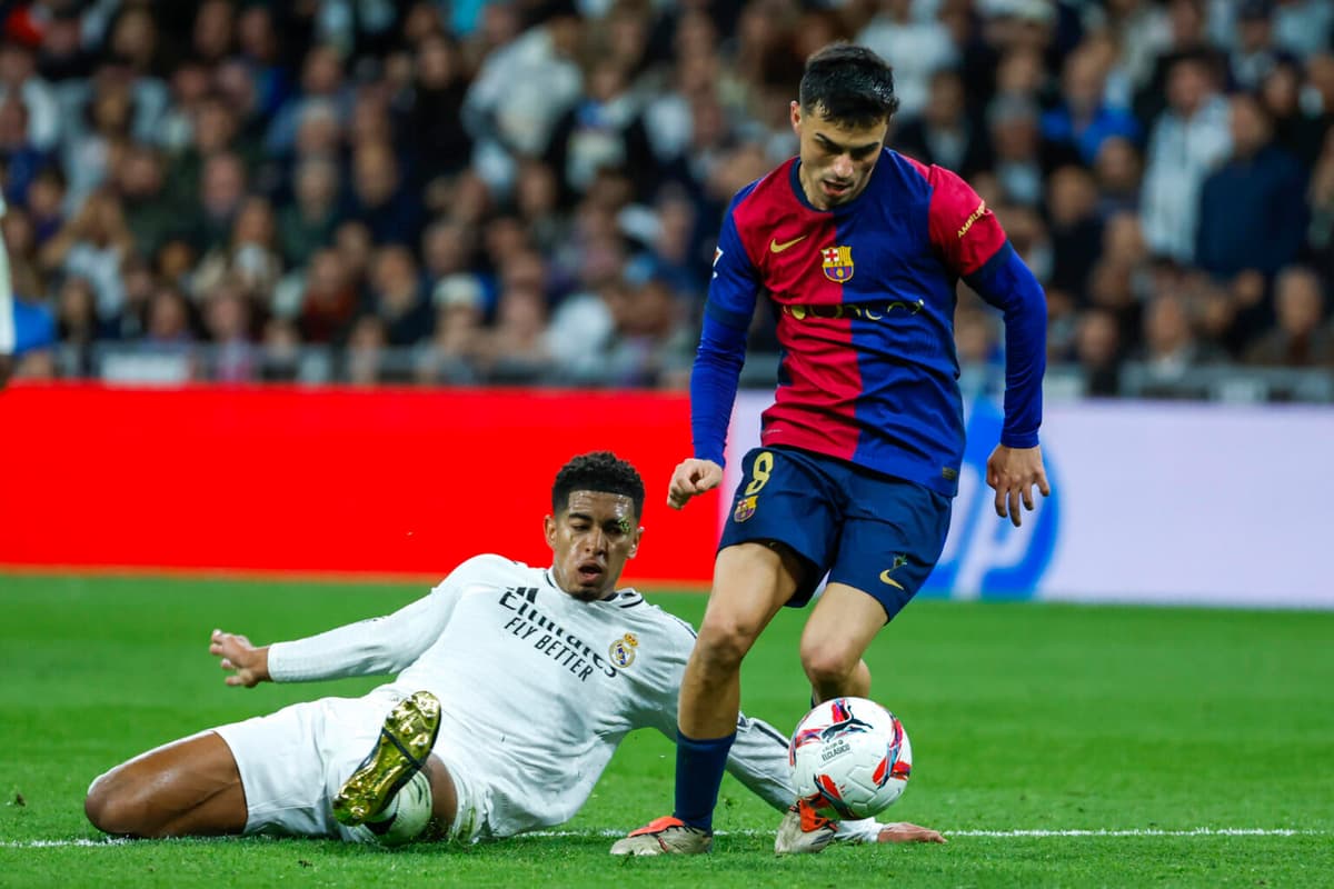 El Bernabéu alberga el primer clásico del curso: escapada del Madrid o cambio de líder