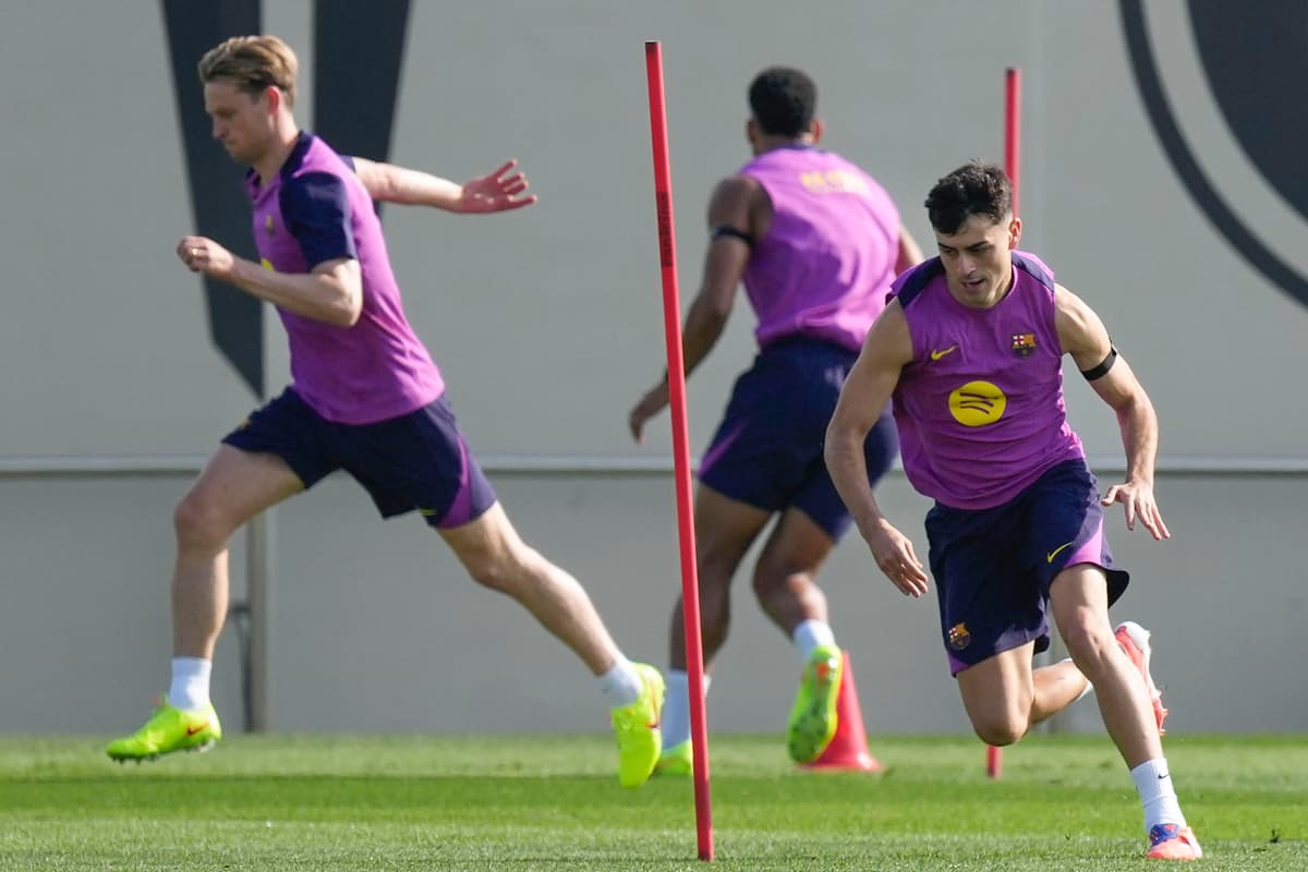 De Jong se reincorpora y el brasileño Raphinha ausente a dos días del Clásico