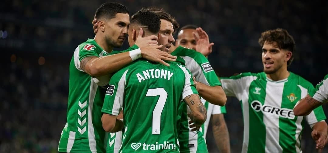 La «armada latina» del Real Betis avasalla al Mallorca