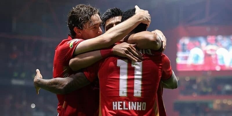Tantos brasileño y portugués, para que Toluca venza al América y sea primero en México