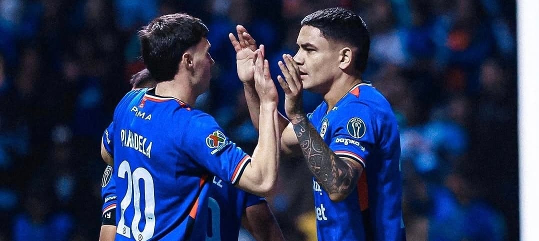 Pumas vence a Cruz Azul fuera de casa y logra el décimo puesto en Liga MX