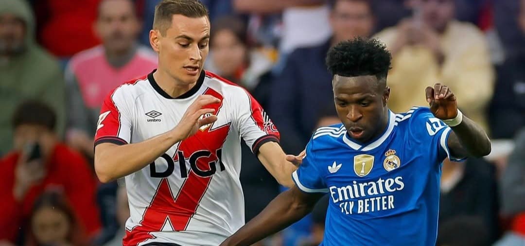 El Real Madrid se queda seco en Vallecas, aún con el charrúa Valverde y el brasileño Vinicius titulares