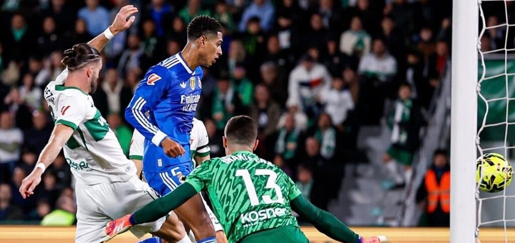 El Real Madrid se atasca en Elche, con un pálido encuentro también de sus latinos