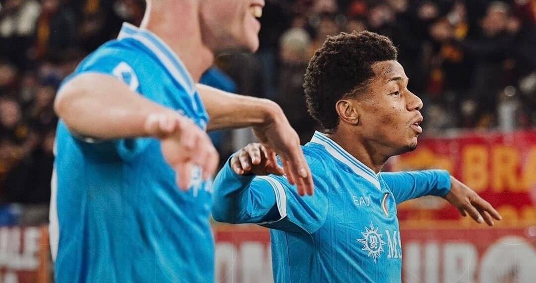 Brasileño Neres pone al Napoli líder de la Serie A, tras vencer a la Roma en el Olímpico