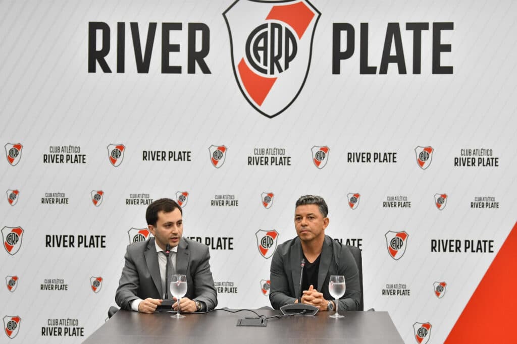 El argentino Gallardo renueva con River a cuatro días del superclásico, pese a malos resultados