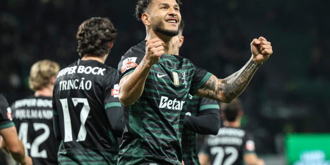 Un gol del colombiano Luis Suárez en el último instante da el empate al Sporting ante el Oporto