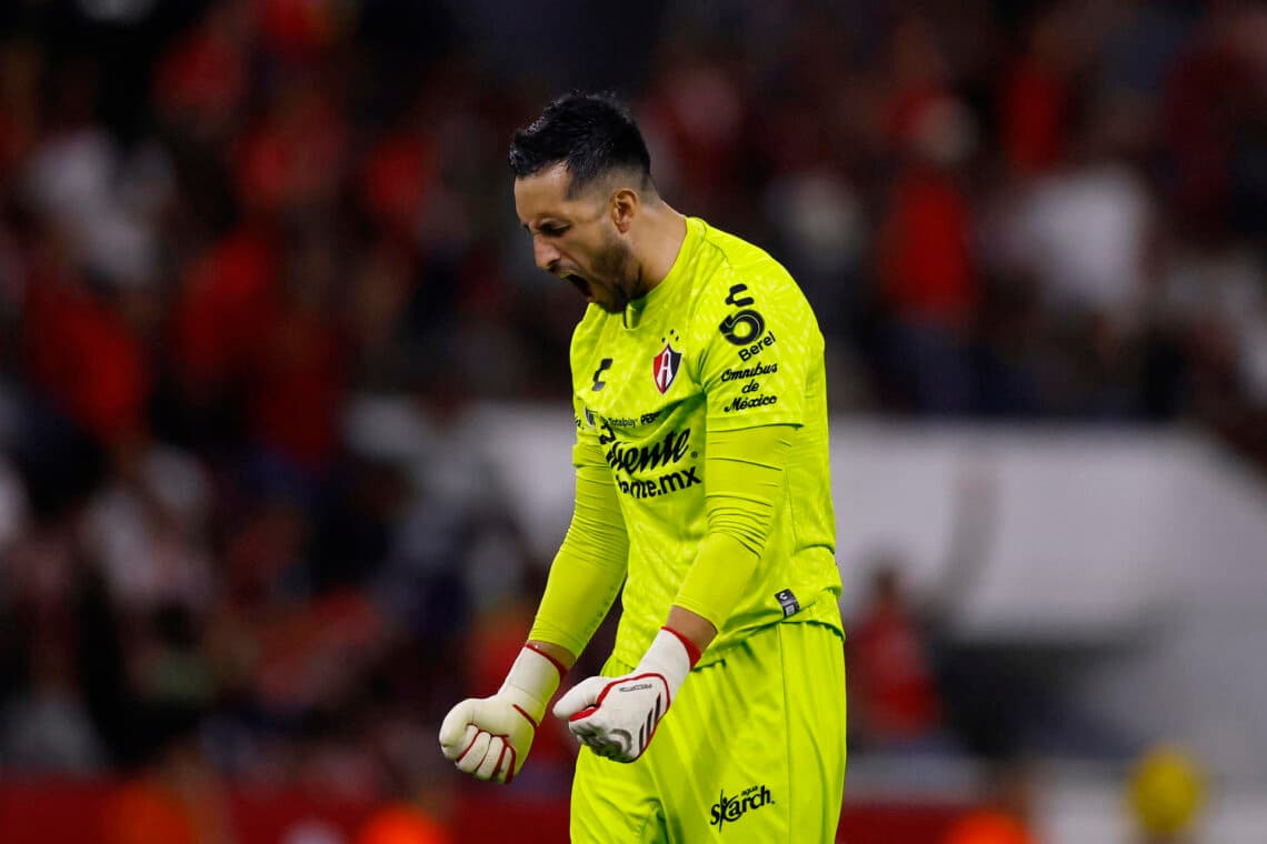 El colombiano Camilo Vargas lleva la batuta de la Liga MX en la Selección Colombia