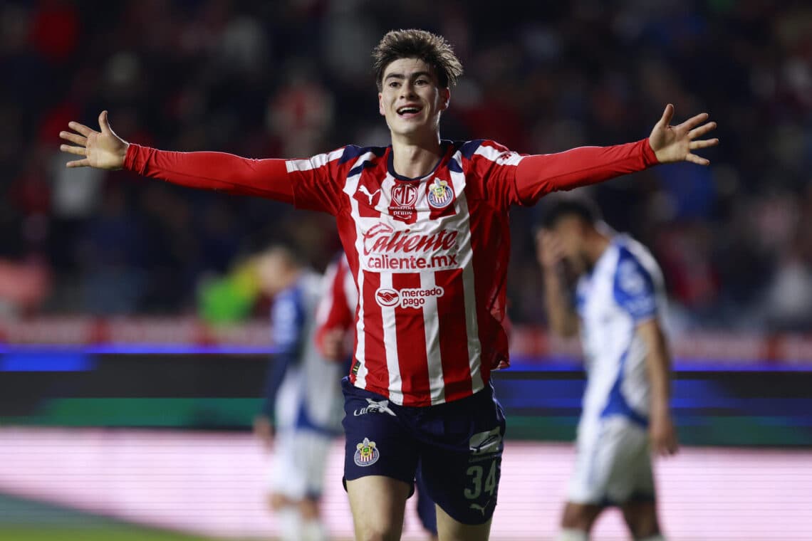 Guadalajara vence a Pachuca y ve más cerca los cuartos de final