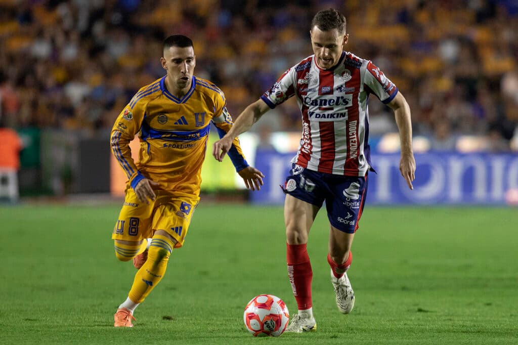 Charrúa Gorriarán, emocionado por duelo ante una leyenda uruguaya como el ‘Loco’ Abreu