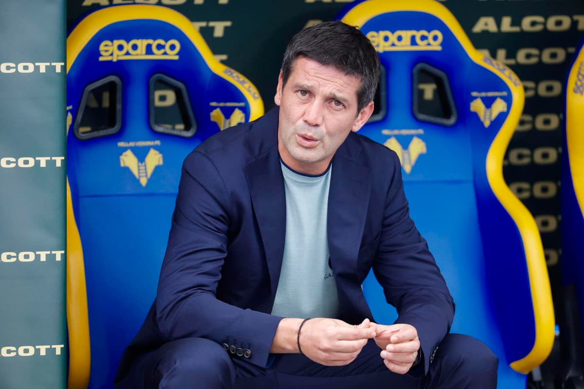 Rumano Chivu: «A Josep Martínez le viene bien estar con el grupo»
