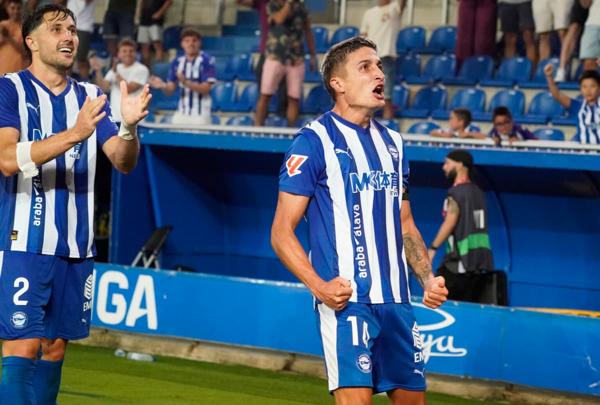 Argentino Tenaglia y el Alavés, cierran la temporada en casa con derrota ante el Rayo