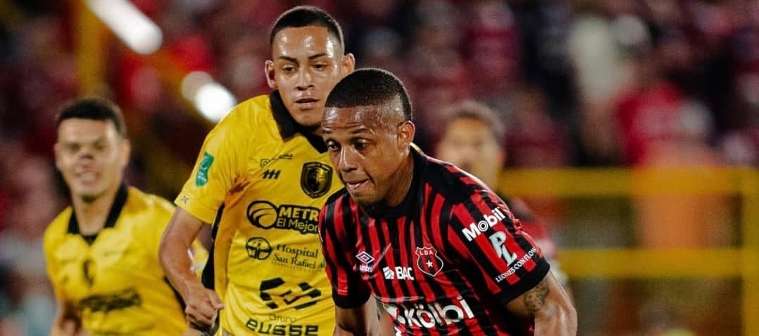 La final de Costa Rica será soñada: Alajuelense y Saprissa en la disputa