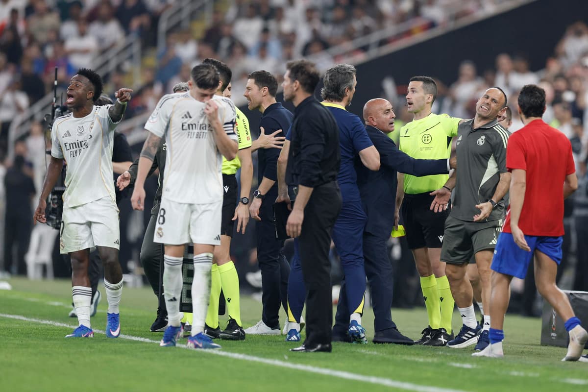 El argentino Simeone no recuerda lo que le dijo al brasileño Vinícius