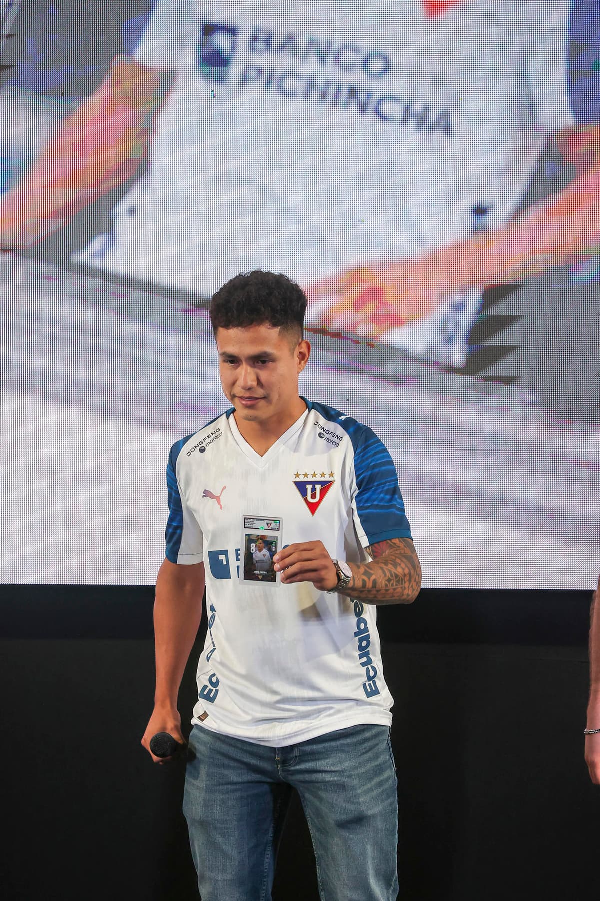 Liga de Quito presenta sus nuevos fichajes para 2026, entre ellos el peruano Jesús Pretell