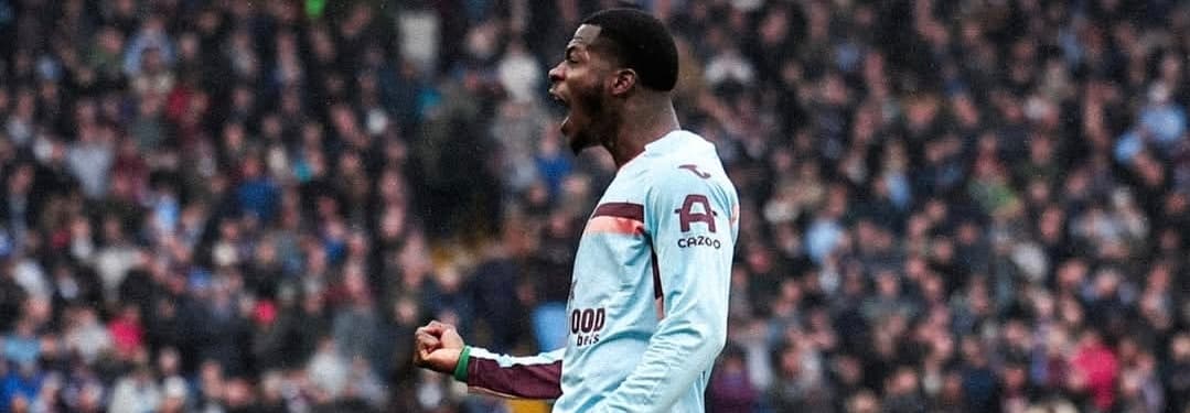 Derrota del Aston Villa, con tres sudamericanos en su titular, ante Brentford