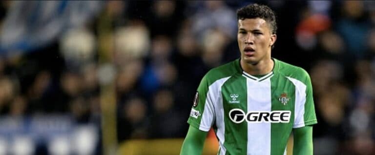 El Real Betis gana al Valencia y el colombiano Deossa completa un excelente partido