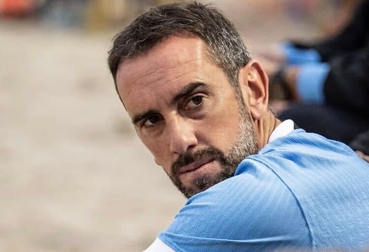 Uruguayo Diego Godín ve a España como máxima favorita para el Mundial