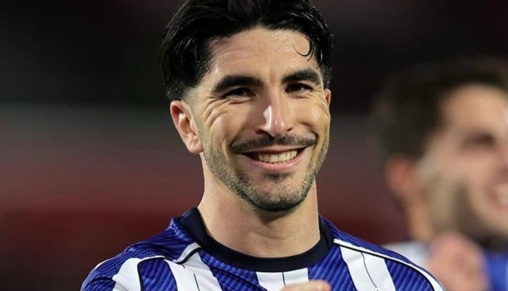 Venezolano Aramburu destaca en triunfo de la Real Sociedad en Mallorca, que sigue en descenso