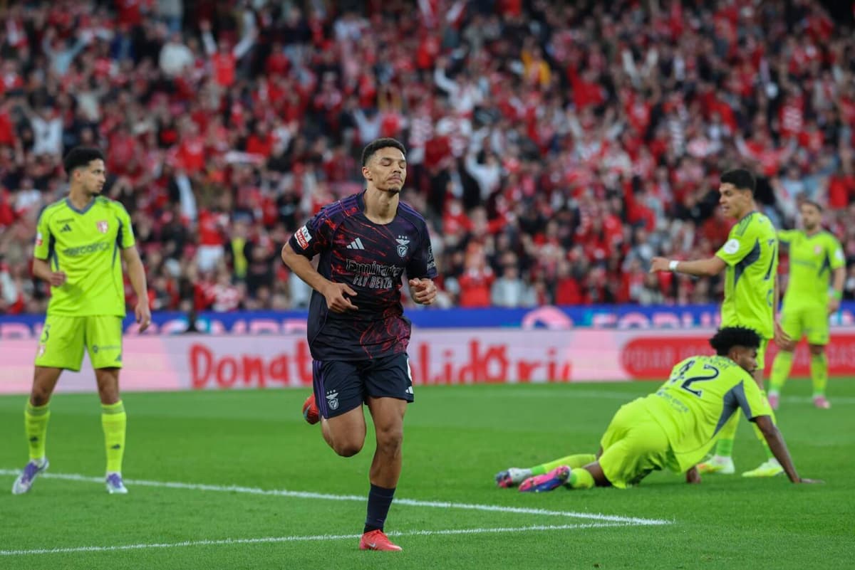 Benfica goleó al AVS antes de volver a ver al Real Madrid