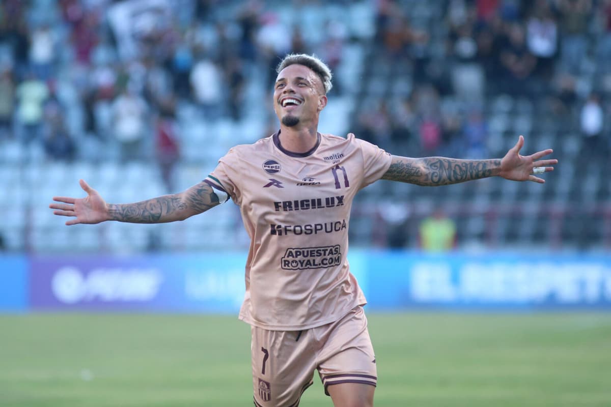 Carabobo saca al Huachipato y avanza a la tercera fase de la Libertadores