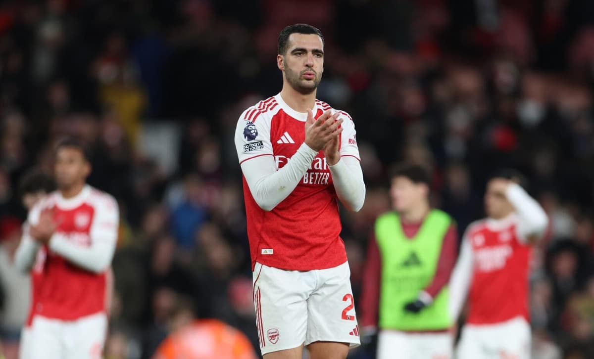Español Merino vuelve a entrenar con el Arsenal, de cara a final de Champions y Mundial
