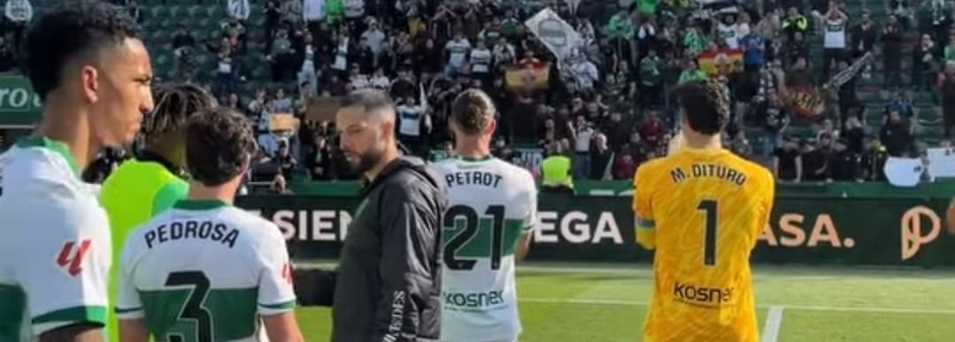 Argentino Dituro, protagoniza bajo palos en igualdad de Elche y Espanyol