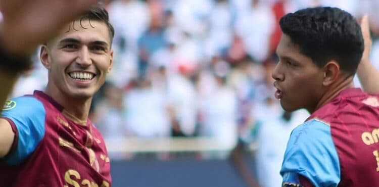 Tantos uruguayo y argentino, para que Macará derrote a LDU en Ecuador