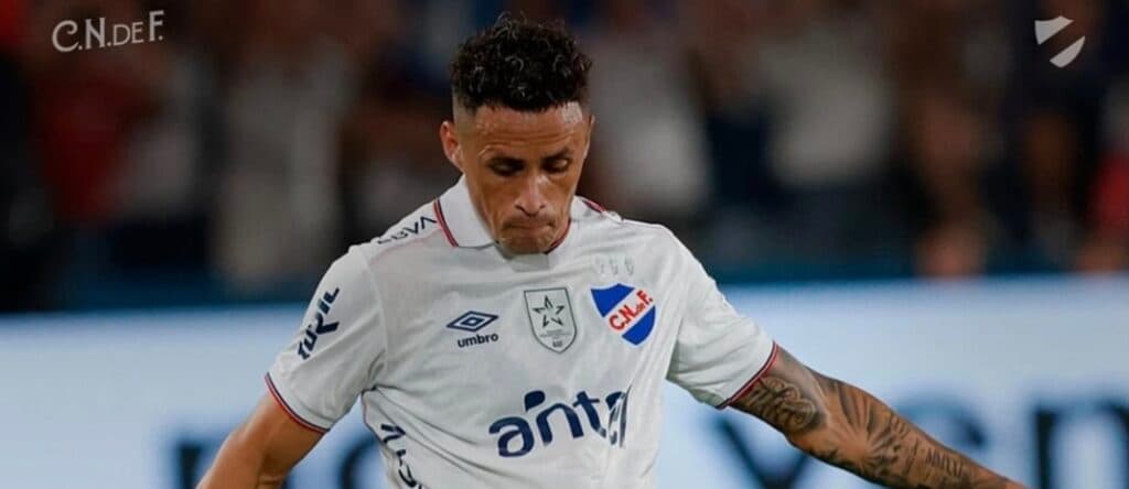 Colombiano Millán jugó con Nacional, pero Peñarol se impuso en Uruguay