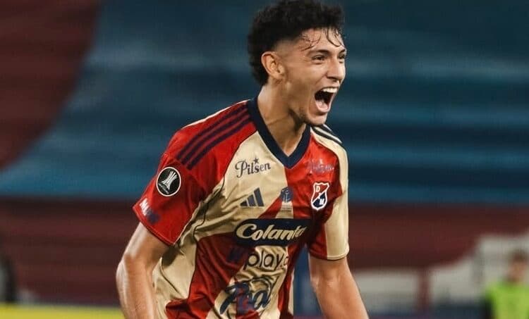 Con gol del uruguayo Larrosa, Medellín se lleva un empate de Montevideo ante Juventud