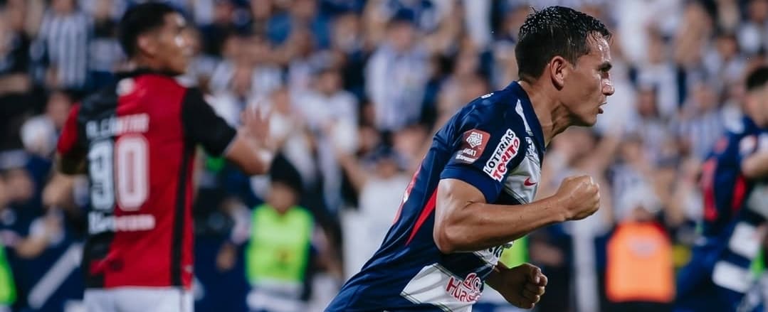 A los 30 años, un futbolista nacido en Ecuador podrá debutar con Perú en fecha FIFA de marzo