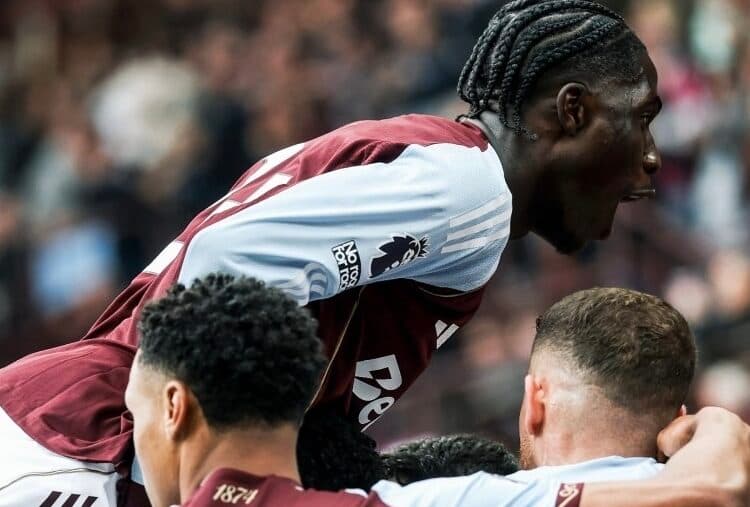 Aston Villa del argentino Dibu Martínez vence al West Ham en Inglaterra