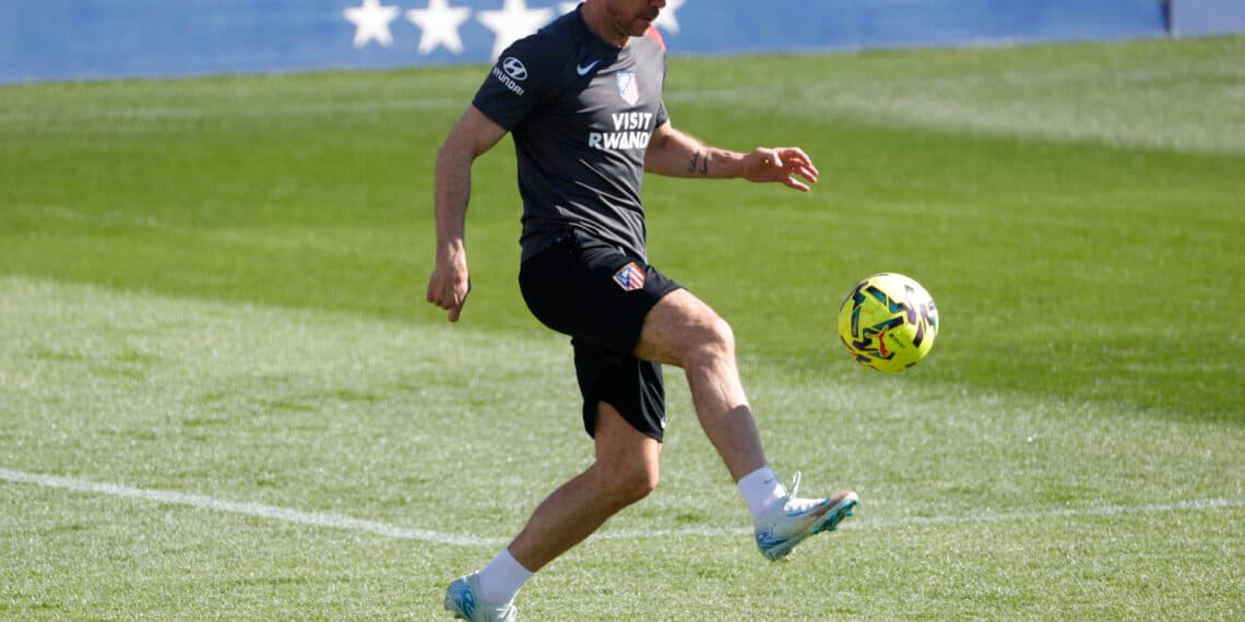 Nueva era y expectativa en el Atlético, a ritmo latino