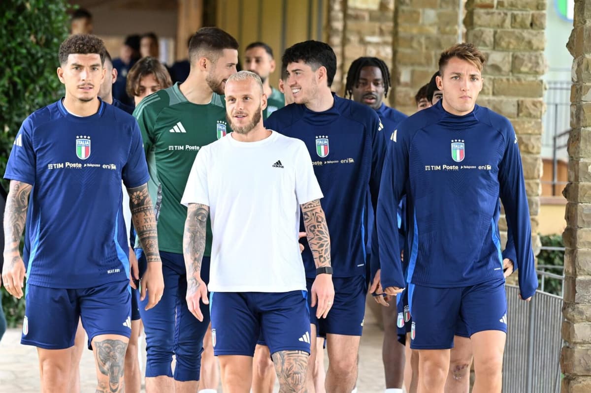 Italia, con cinco ‘tocados’ para la repesca